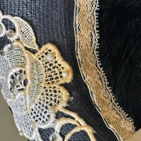 VALUABLE 1960S' DESIGNER JACK MCCONNELL NAVY STRAW  HAT + WHITE APPLIQUÉ - Picture 10 of 12